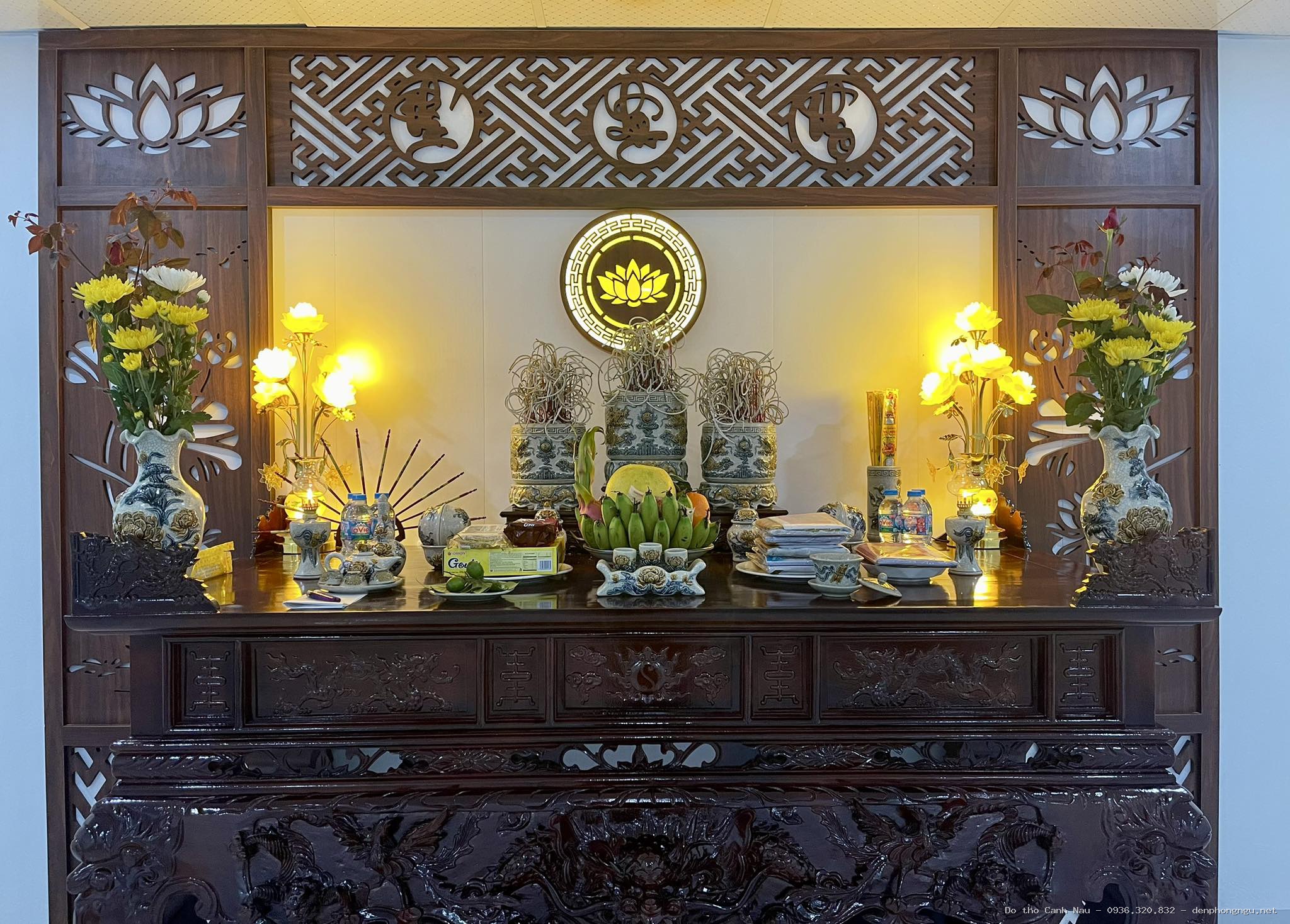 Phòng thờ Phật và Cửu Huyền Thất Tổ - Bàn Thờ Chung Cư